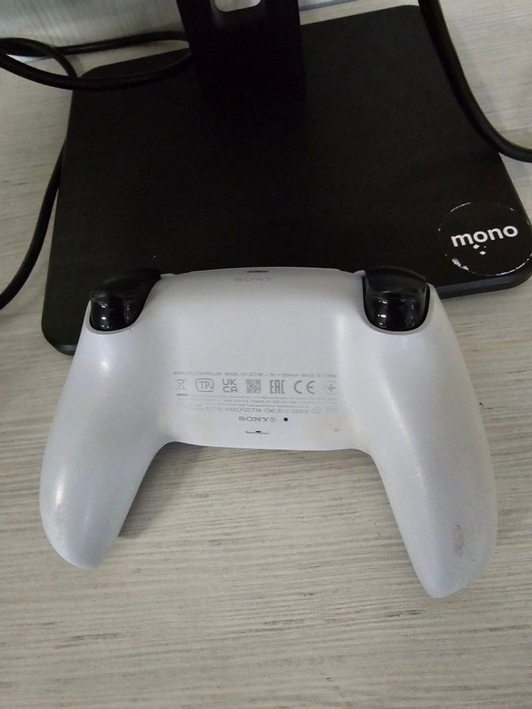 Sony PlayStation 5 Digital Edition 825GB Код:01-200923830. Зображення 8