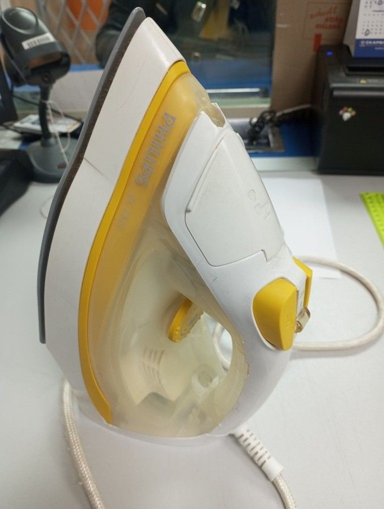 Дешево Philips gc2820 з ломбарду