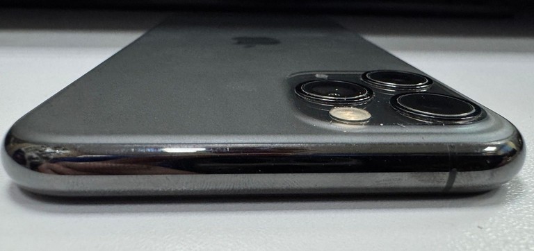 Apple iphone 11 pro 256gb Код:01-200999144. Зображення 10