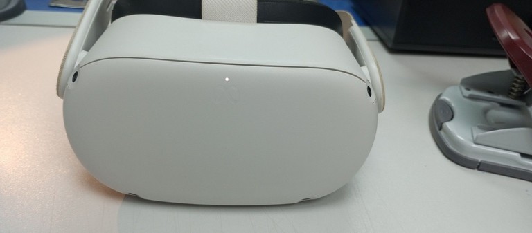 Дешево Oculus Quest 2 256 GB з ломбарду
