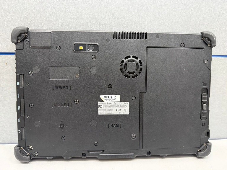 Распродажа Durabook r11ah i5-5200u cpu 2.2ghr/ddr3 4gb/ssd128gb/hd graphiics 5500, продавец Техноскарб