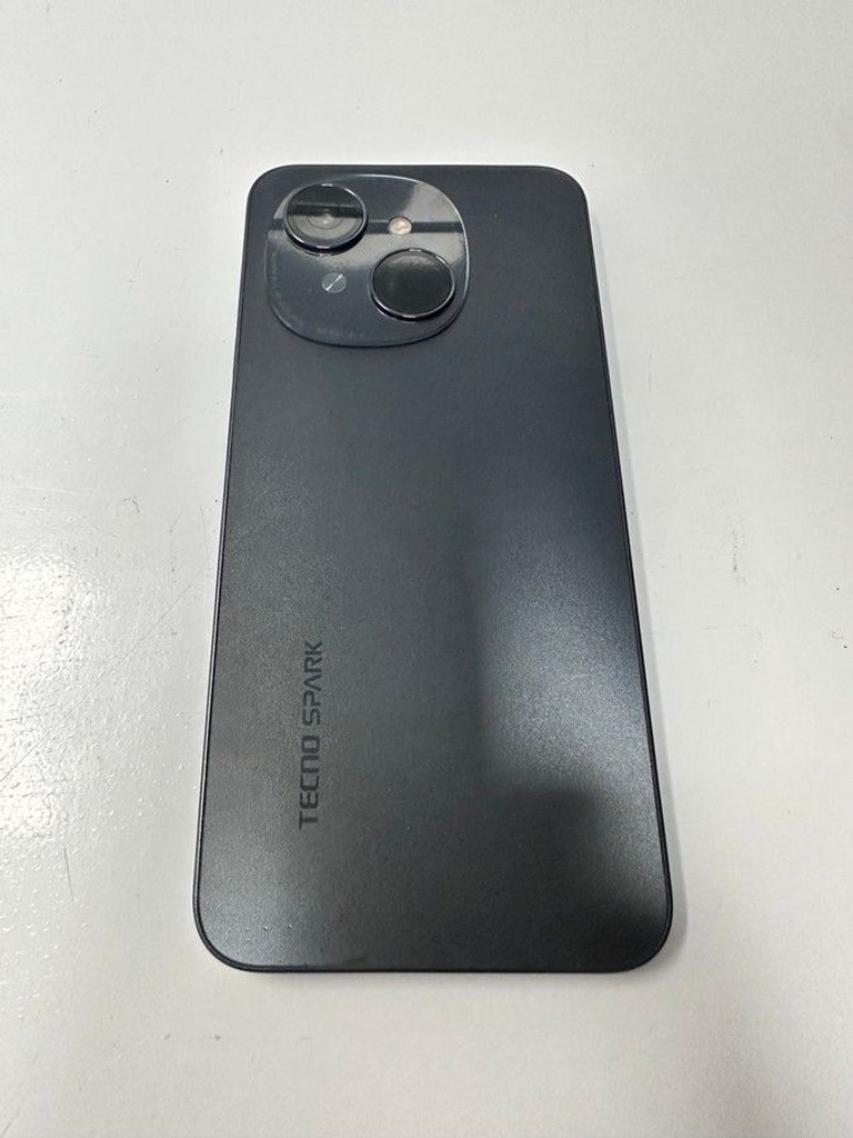 Дешиво Tecno spark go 1 kl4 3/64gb с ломбарда