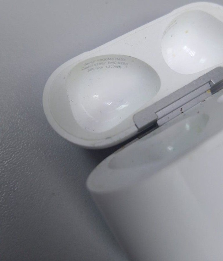 Купити Apple airpods 3rd generation Б/У