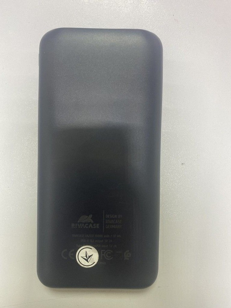 Купити Rivacase VA2031 10000mAh Black Б/У