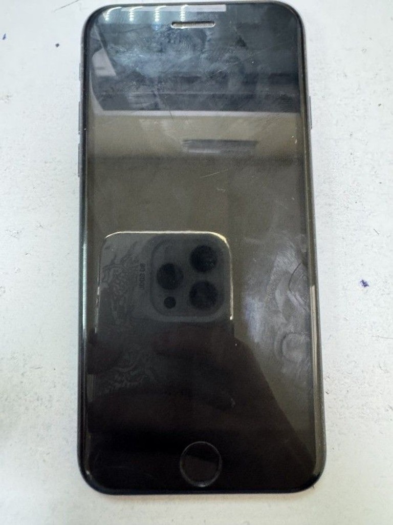 Дешево Apple iphone 7 32gb з ломбарду