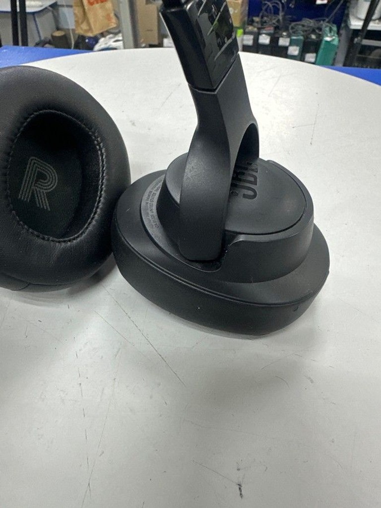 Розпродаж Jbl tune 720bt, продавець Техноскарб