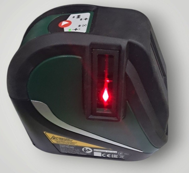 Дешево Bosch universallevel 3 + кронштейн з ломбарду