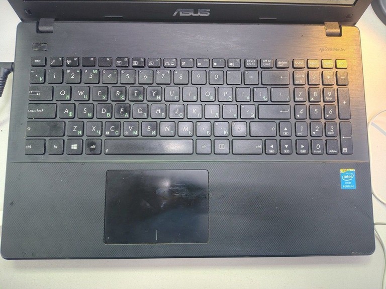 Розпродаж Asus 15/pentium 2117u ddr3/4gb ddr2/hdd 500 gb/ssd *відсутній/*інтегрована, продавець Техноскарб
