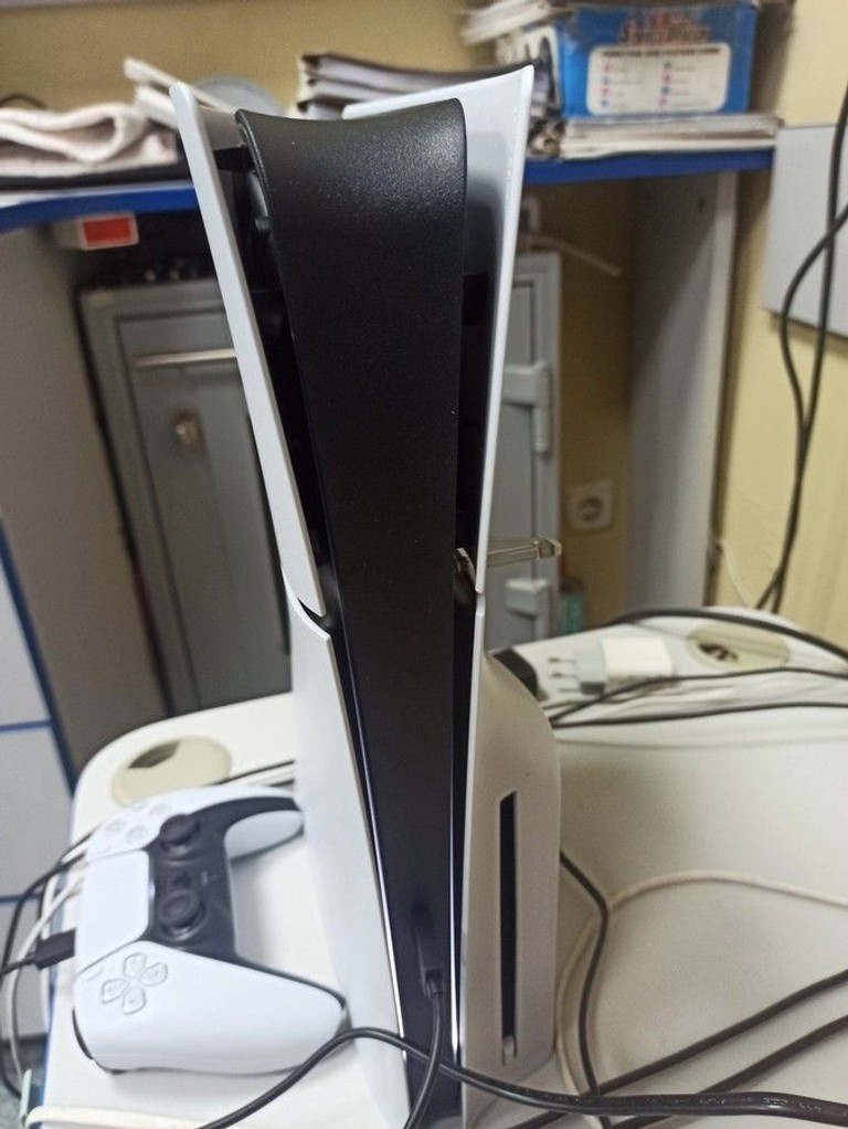 Дешиво Sony PlayStation 5 Slim 1TB с ломбарда