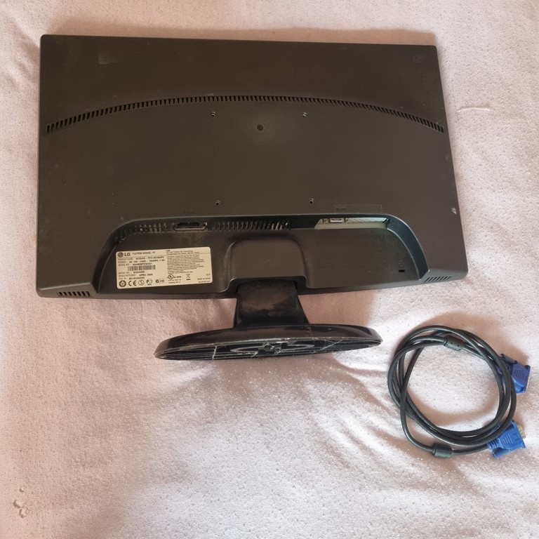 Оголошення LG FLATRON W2043S-PF Б/У