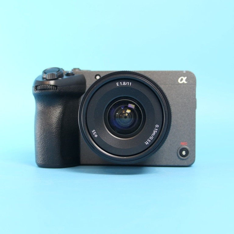 Объявление Sony FX30 Cinema Line + Sony E 11mm F1.8 | Ідеальний стан | 4K 120fps Б/У