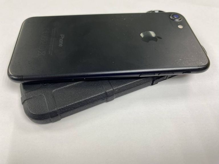 Apple iphone 7 32gb Код:01-19073581. Изображение 6