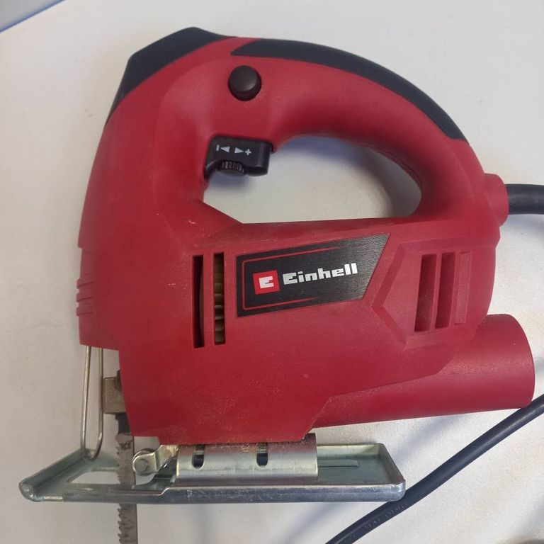 Дешиво Einhell tc-js 60 с ломбарда