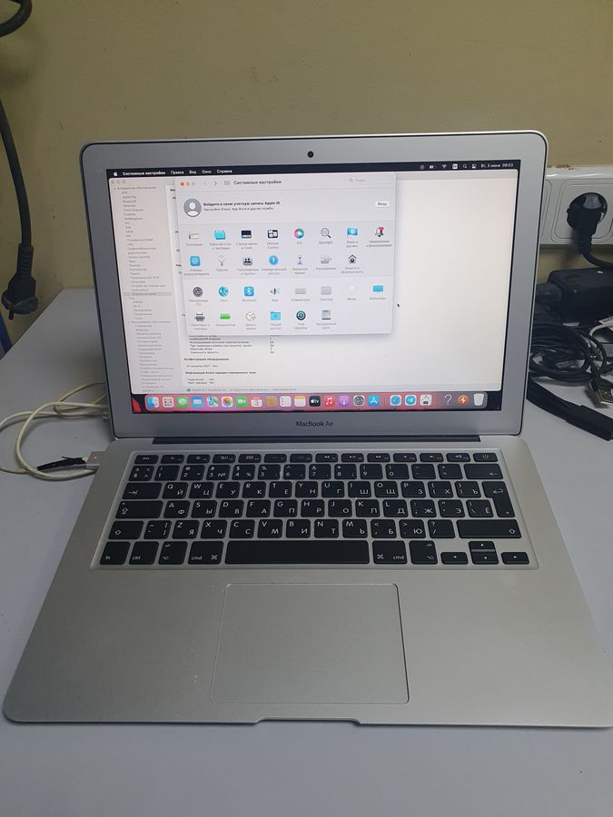 macbook air a1466 2017 13,3" core i5 1,8ghz/ram8gb/ssd128gb/intel hd graphics 6000