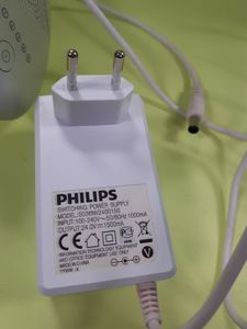 01-200620319: Philips lumea essential sc1992