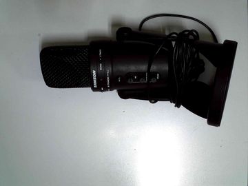 01-200628196: Samson g-track pro