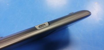 01-200751216: Samsung wireless charger duo ep-p4300tbrgru