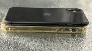 01-200777935: Apple iphone 11 64gb