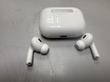 01-200781780: Apple airpods pro 2nd generation with magsafe charging case usb-c