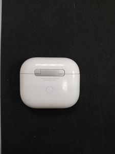 01-200795990: Apple airpods 3rd generation