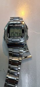 01-200796940: Q&Q без моделі