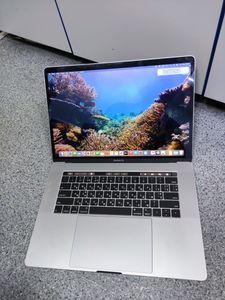 01-200794082: Apple macbook pro/a1990/ core i7 2,2ghz/ ram16gb/ ssd256gb/ amd pro 555x 4gb/ retina, touch bar