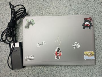 01-200797114: Hp 15/core i9-9880h/32db/ssd 512 gb/nvidia quabro t2000 4gb