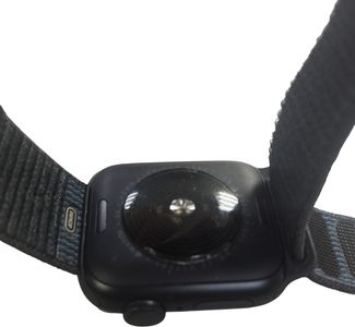 Б/в Смарт-годинник Apple watch se 2 gps 40mm aluminum case with sport 01-200598665