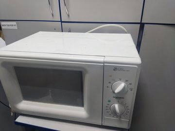 Б/в Мікрохвильова піч Daewoo kor-63d7 01-200831588