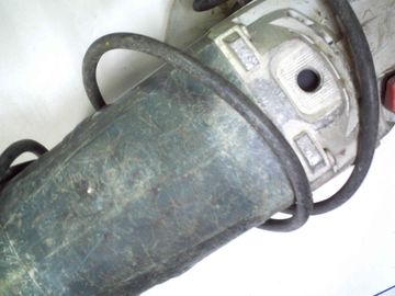 Б/у Угловая шлифмашина Bosch gws 2200 01-200851917