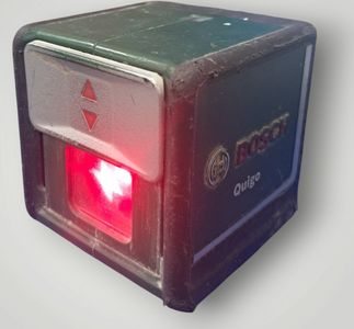 Б/у Лазерный нивелир Bosch quigo 01-200854188