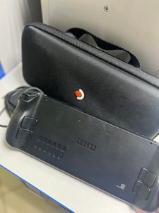 Б/в Ігрова приставка Valve steam deck oled 512 gb 01-200872666