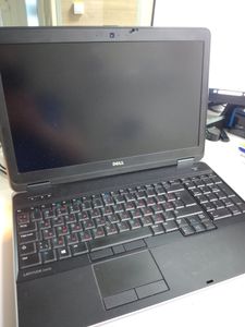 Б/в Ноутбук Dell 15/core i5 4310m ddr3/8gb ddr3/ssd 8000 gb/*інтегрована 01-200874126