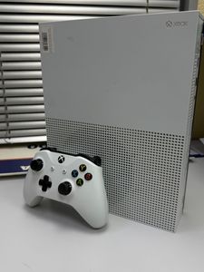 Б/в Ігрова приставка Microsoft xbox one s 1tb 01-200876756
