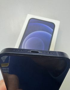 Б/у Мобільний телефон Apple iphone 12 64gb 01-200884953