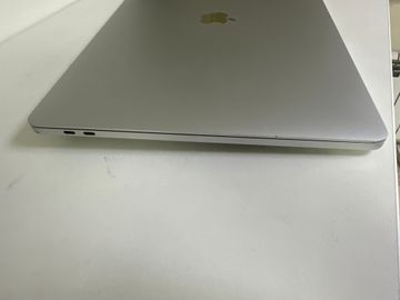 Б/у Ноутбук Apple a2141/ macbook pro 16/ core i9 2,3ghz/ram16gb/ssd1tb/amd radeon pro 5500m 01-200889106