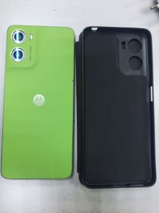 Б/в Мобільний телефон Motorola moto g06 4g 4/64gb 01-200901074