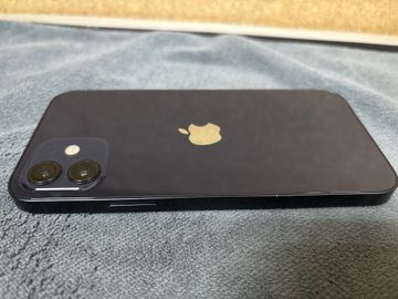 Б/в Мобільний телефон Apple iphone 12 64gb 01-200900849