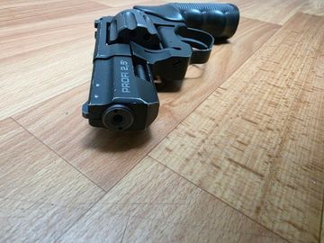 Б/в Пістолет пневматичний Zbroia profi 2.5 01-200901567