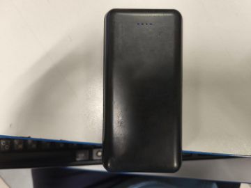 Б/в Зарядний пристрій Realpower без модели 01-200912143