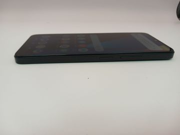 Б/в Мобільний телефон Poco c65 8/256gb 01-200912026