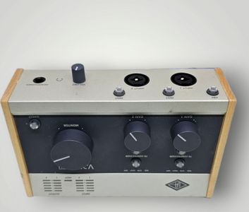 Б/в Звукова карта Universal Audio volt 276 01-200844885