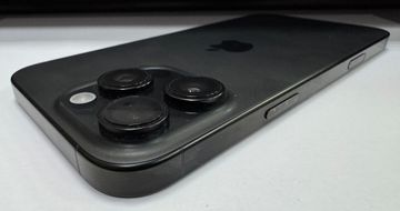 Б/в Мобільний телефон Apple iphone 16 pro max 256gb 01-200913837