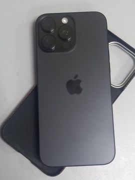 Б/в Мобільний телефон Apple iphone 16 pro max 256gb 01-200930424