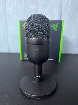 Б/в Мікрофон Razer seiren mini 01-200931130