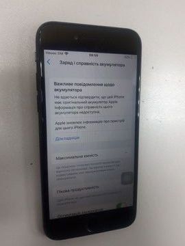 Б/в Мобільний телефон Apple iphone se 2020 64gb 01-200932070