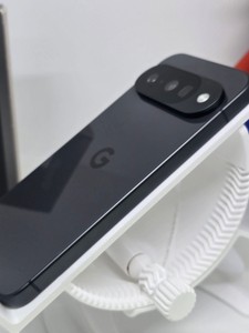 Б/у Мобільний телефон Google pixel 10 12/256gb 01-200907141