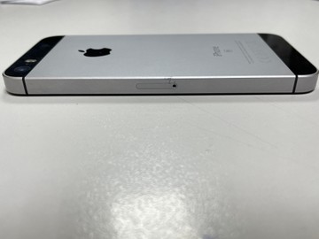 Б/в Мобільний телефон Apple iphone se 1 32gb 01-200963214