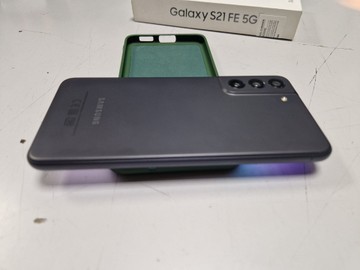 Б/в Мобільний телефон Samsung galaxy s21 fe 6/128gb 01-200979305