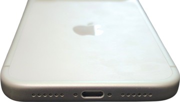 Б/в Мобільний телефон Apple iphone 17 pro max 256gb 01-201003942